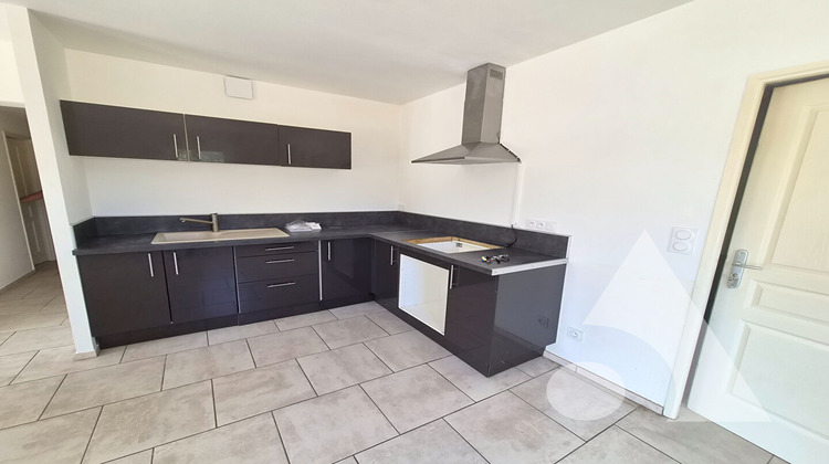 Ma-Cabane - Vente Maison SILLANS-LA-CASCADE, 88 m²