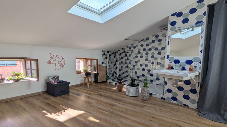 Ma-Cabane - Vente Maison SILLANS-LA-CASCADE, 140 m²