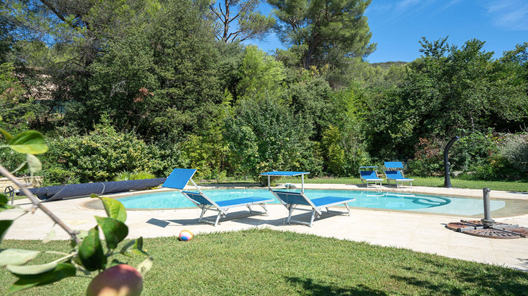 Ma-Cabane - Vente Maison SIMIANE-COLLONGUE, 200 m²