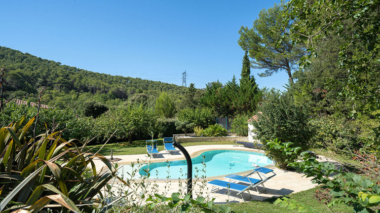 Ma-Cabane - Vente Maison SIMIANE-COLLONGUE, 200 m²