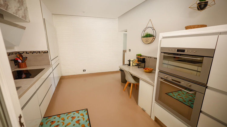 Ma-Cabane - Vente Maison SIMIANE-COLLONGUE, 164 m²