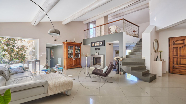 Ma-Cabane - Vente Maison SIMIANE COLLONGUE, 220 m²