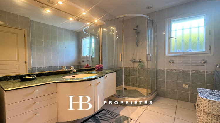 Ma-Cabane - Vente Maison SIX FOURS LES PLAGES, 120 m²