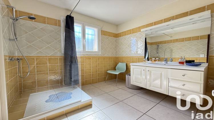 Ma-Cabane - Vente Maison Six-Fours-les-Plages, 163 m²