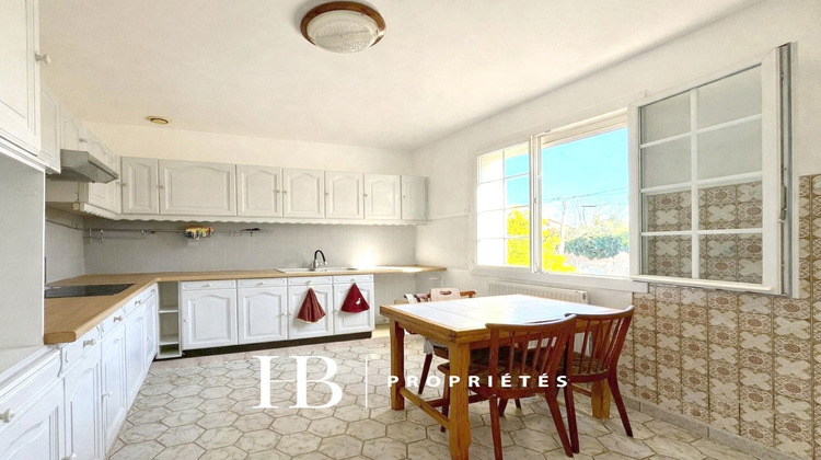 Ma-Cabane - Vente Maison SIX FOURS LES PLAGES, 206 m²