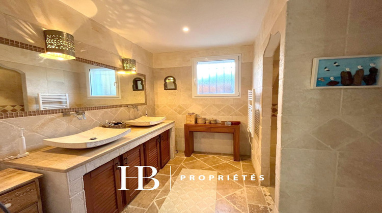 Ma-Cabane - Vente Maison SIX FOURS LES PLAGES, 157 m²