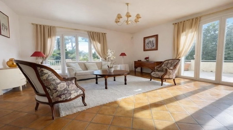 Ma-Cabane - Vente Maison Six-Fours-les-Plages, 233 m²