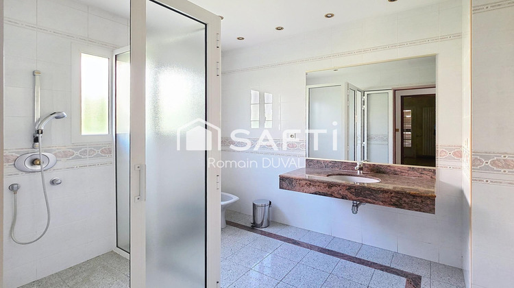 Ma-Cabane - Vente Maison Six-Fours-les-Plages, 161 m²