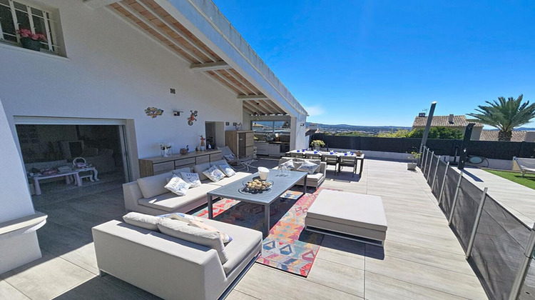 Ma-Cabane - Vente Maison SIX FOURS LES PLAGES, 210 m²