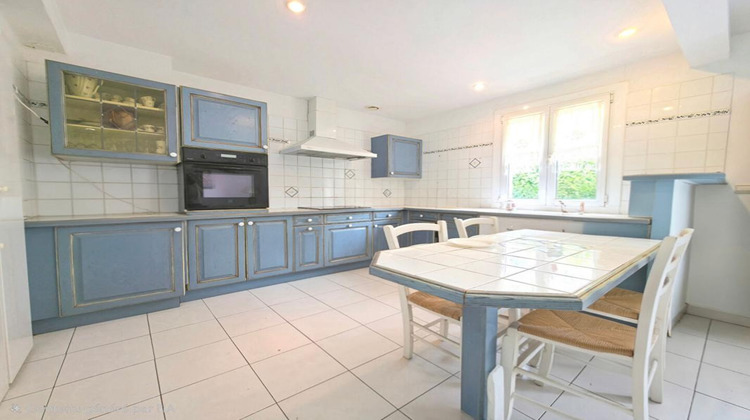 Ma-Cabane - Vente Maison SIX FOURS LES PLAGES, 130 m²