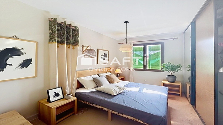 Ma-Cabane - Vente Maison Six-Fours-les-Plages, 239 m²