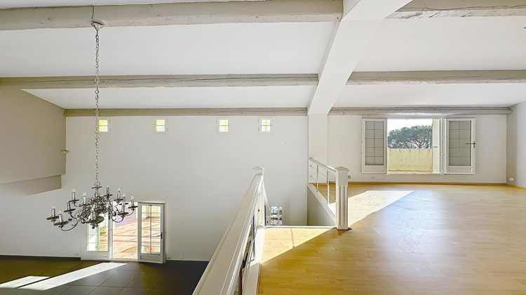 Ma-Cabane - Vente Maison Six-Fours-les-Plages, 200 m²