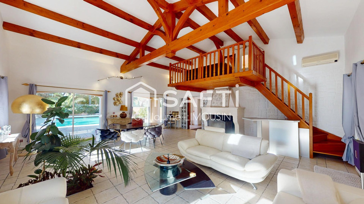 Ma-Cabane - Vente Maison Six-Fours-les-Plages, 205 m²