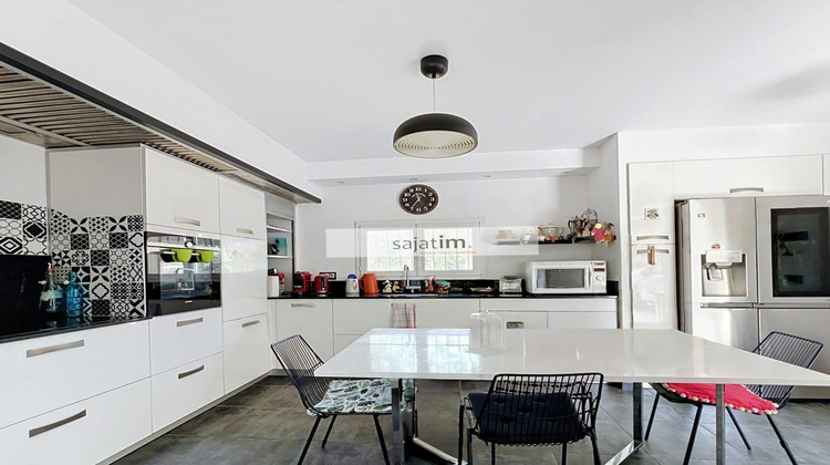 Ma-Cabane - Vente Maison Six-Fours-les-Plages, 166 m²