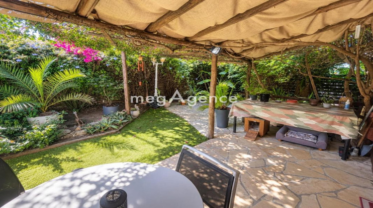 Ma-Cabane - Vente Maison SIX FOURS LES PLAGES, 76 m²