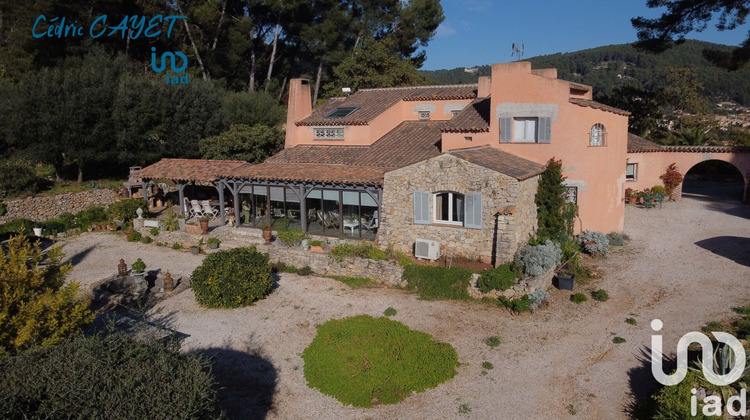 Ma-Cabane - Vente Maison Solliès-Pont, 240 m²