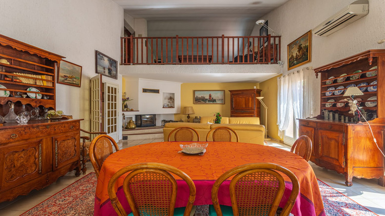 Ma-Cabane - Vente Maison Solliès-Toucas, 250 m²