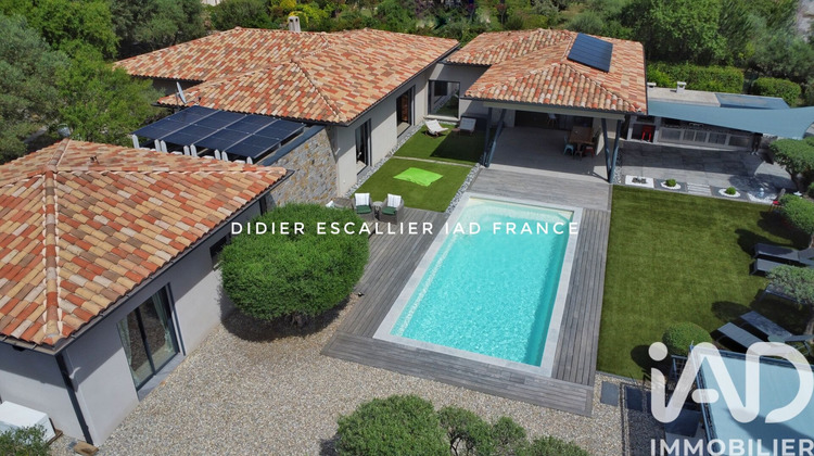 Ma-Cabane - Vente Maison Solliès-Toucas, 233 m²