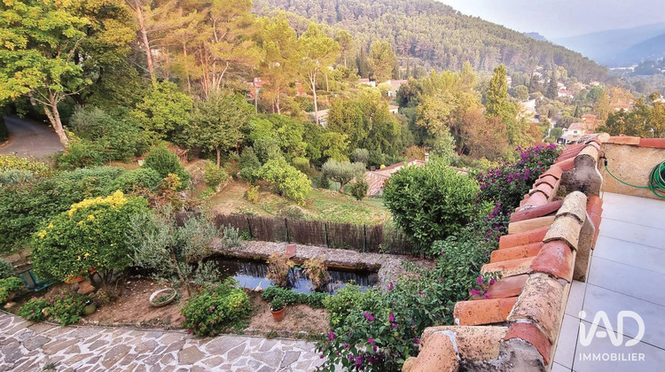 Ma-Cabane - Vente Maison Solliès-Ville, 180 m²