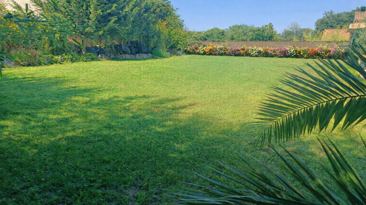 Ma-Cabane - Vente Maison SOLLIES VILLE, 260 m²