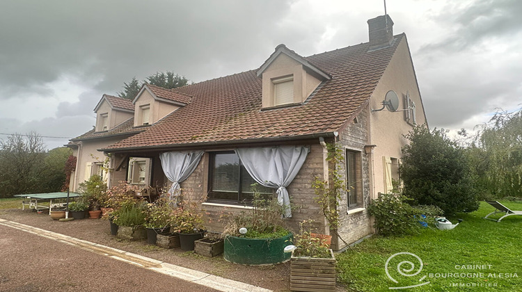 Ma-Cabane - Vente Maison SOMBERNON, 215 m²