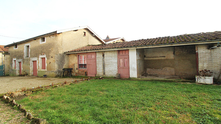 Ma-Cabane - Vente Maison SOMMEVOIRE, 104 m²