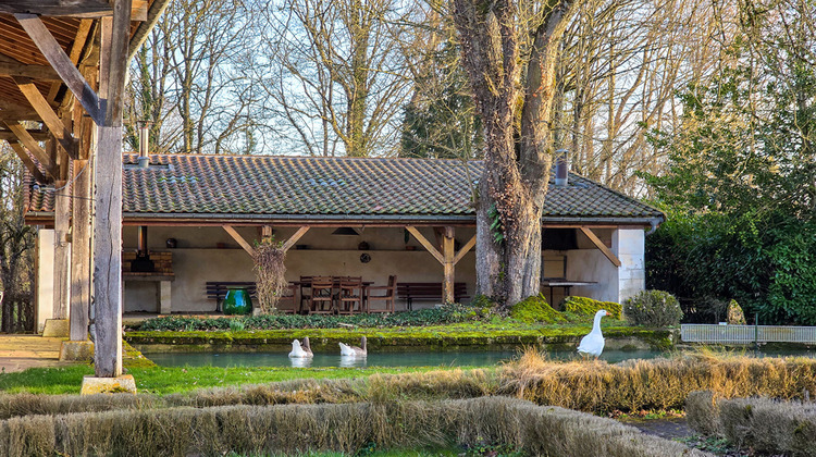 Ma-Cabane - Vente Maison SOMMEVOIRE, 262 m²