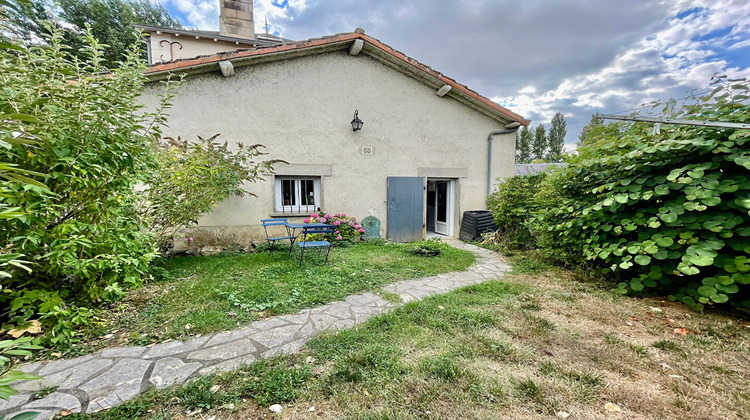 Ma-Cabane - Vente Maison SOMMIERES-DU-CLAIN, 226 m²