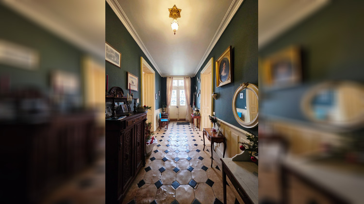 Ma-Cabane - Vente Maison Sommieres-du-Clain, 293 m²