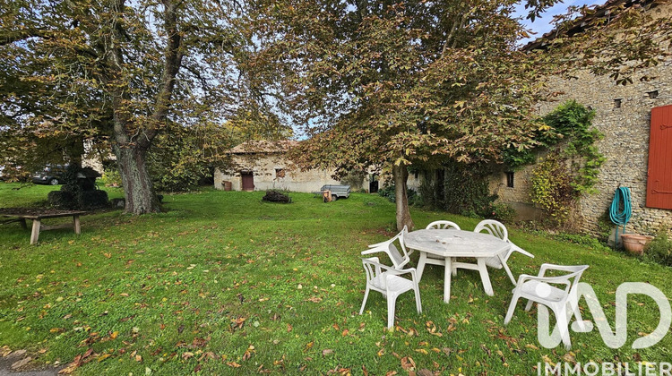 Ma-Cabane - Vente Maison Sommières-du-Clain, 295 m²