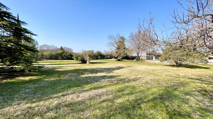 Ma-Cabane - Vente Maison SORGUES, 400 m²