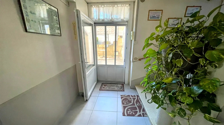 Ma-Cabane - Vente Maison SORGUES, 161 m²
