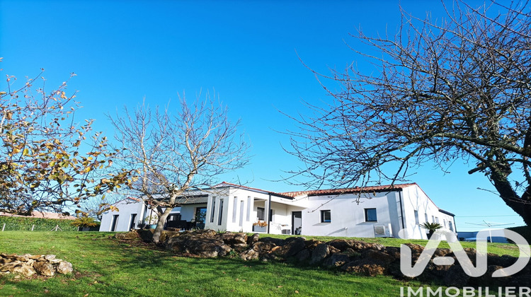 Ma-Cabane - Vente Maison Soulignonne, 229 m²