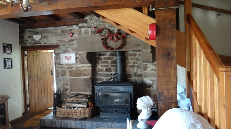 Ma-Cabane - Vente Maison SOURDEVAL, 82 m²