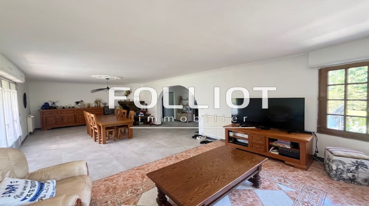 Ma-Cabane - Vente Maison SOURDEVAL, 177 m²