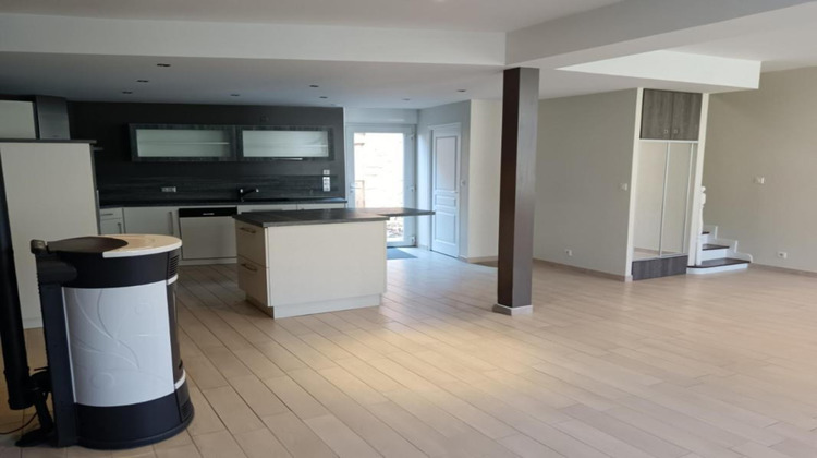 Ma-Cabane - Vente Maison SOURDEVAL, 127 m²