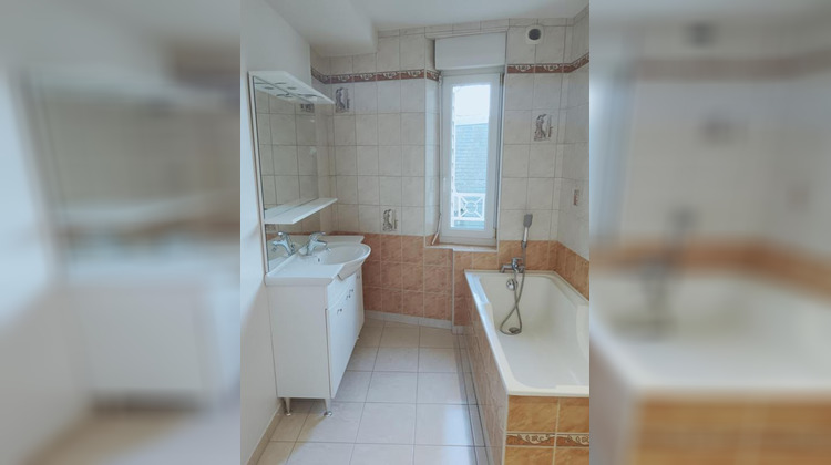 Ma-Cabane - Vente Maison SOURDEVAL, 127 m²