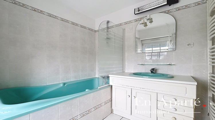 Ma-Cabane - Vente Maison SOURDEVAL, 120 m²