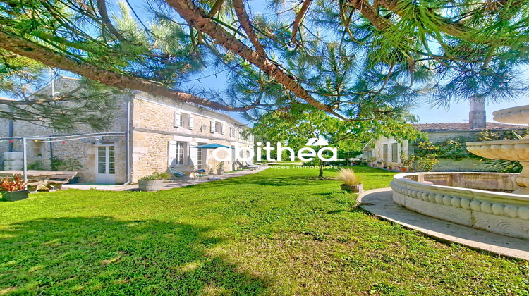 Ma-Cabane - Vente Maison St genis de saintonge, 340 m²