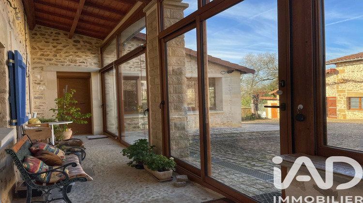 Ma-Cabane - Vente Maison Suaux, 266 m²