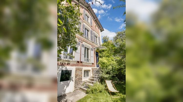 Ma-Cabane - Vente Maison SURESNES, 200 m²