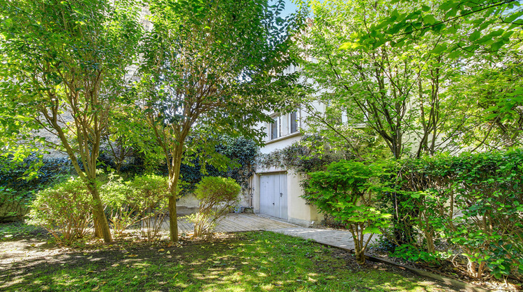 Ma-Cabane - Vente Maison SURESNES, 200 m²