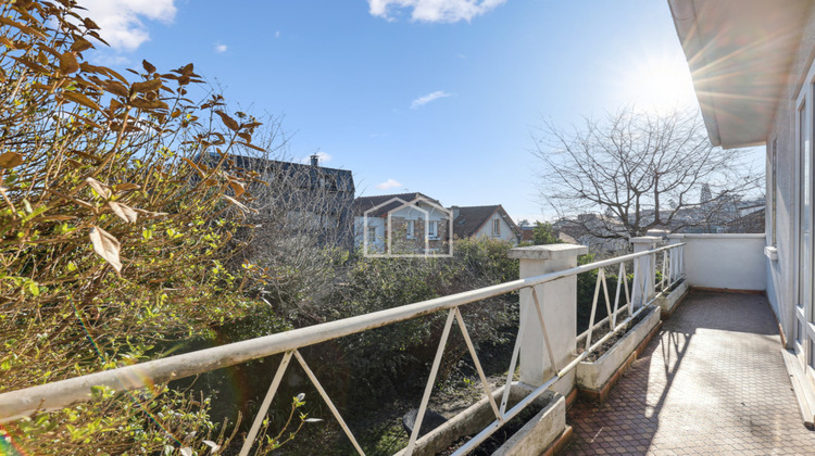 Ma-Cabane - Vente Maison SURESNES, 200 m²