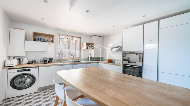 Ma-Cabane - Vente Maison SURESNES, 138 m²