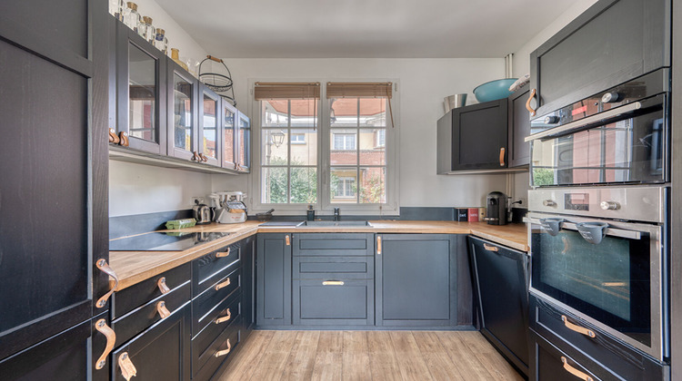 Ma-Cabane - Vente Maison SURESNES, 102 m²