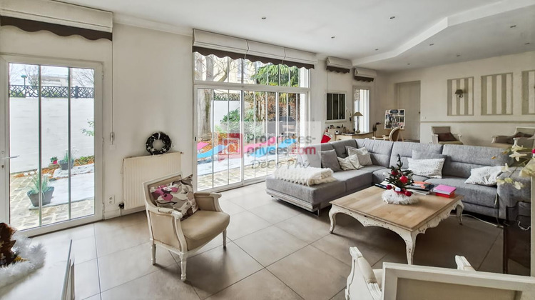 Ma-Cabane - Vente Maison SURESNES, 250 m²