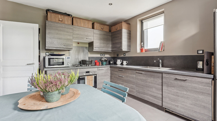 Ma-Cabane - Vente Maison SURESNES, 200 m²