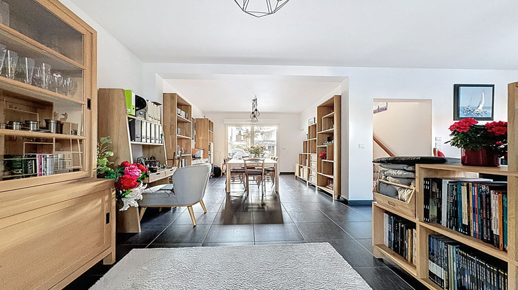 Ma-Cabane - Vente Maison SURESNES, 180 m²