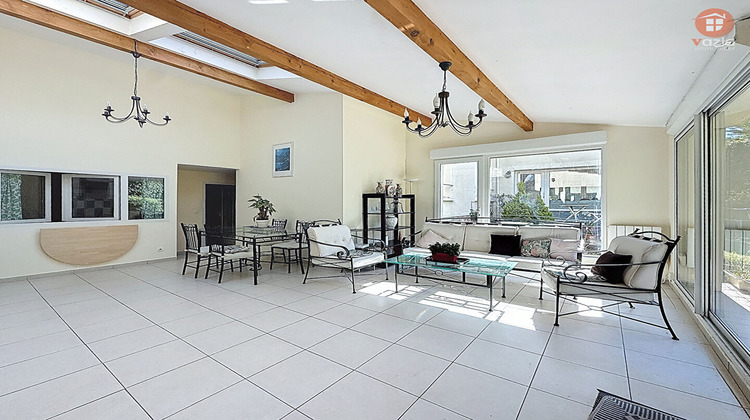 Ma-Cabane - Vente Maison SURESNES, 257 m²
