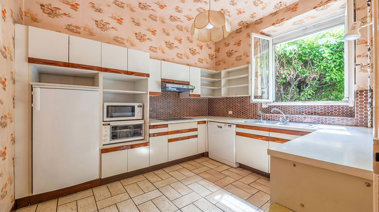 Ma-Cabane - Vente Maison SURESNES, 225 m²